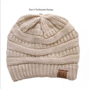 NWT! C.C Knitted Thread Beanie! “Beige”.